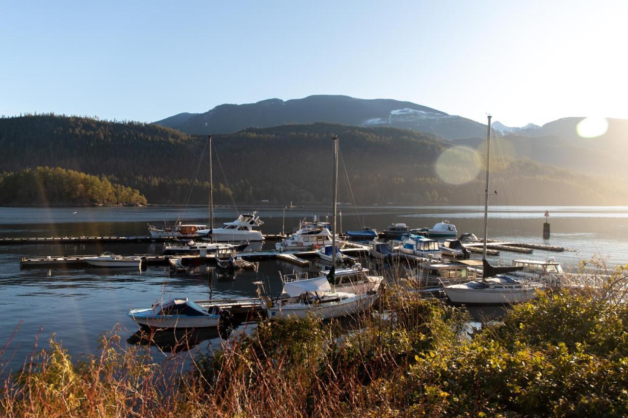 Backeddy Resort And Marina Egmont Buitenkant foto